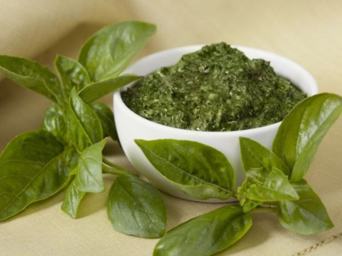 cách làm nước hoa hồng1