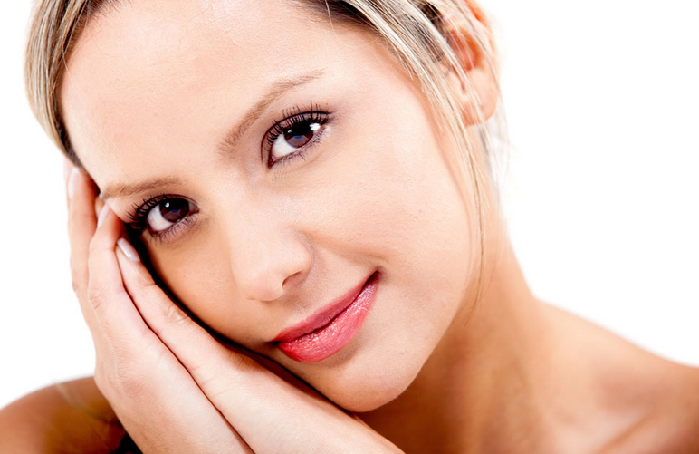 nên dùng nước hoa hồng nào tốt nhất