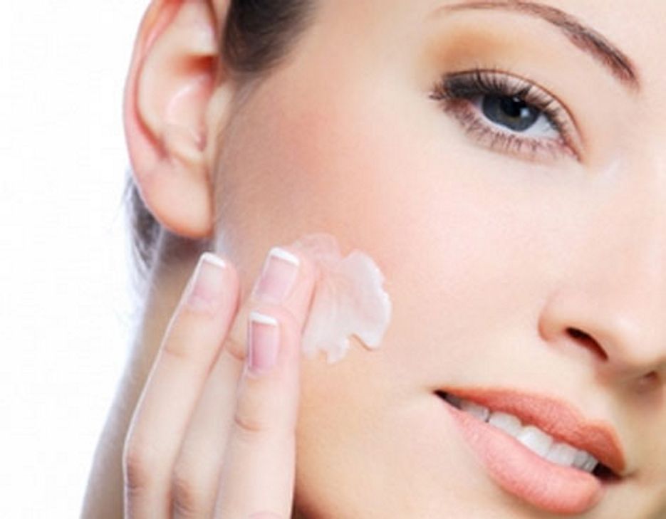 Truy tìm loại kem dưỡng vùng mắt tốt nhất hiện nay?