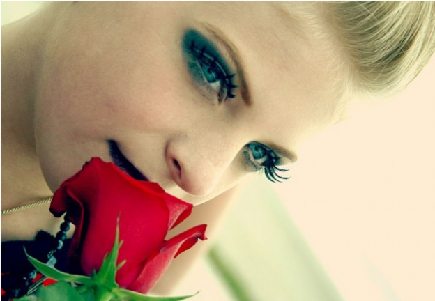 cách dùng nước hoa hồng 5