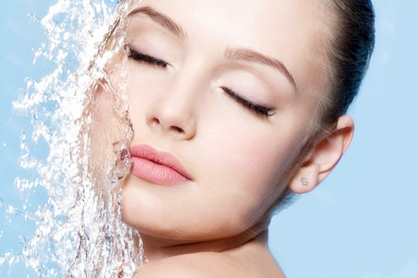 cách chọn nước hoa hồng 2