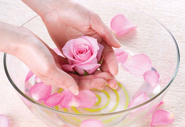 cách sử dụng nước hoa hồng 3