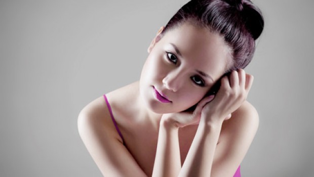 có nên dùng kem dưỡng da ban ngày 4