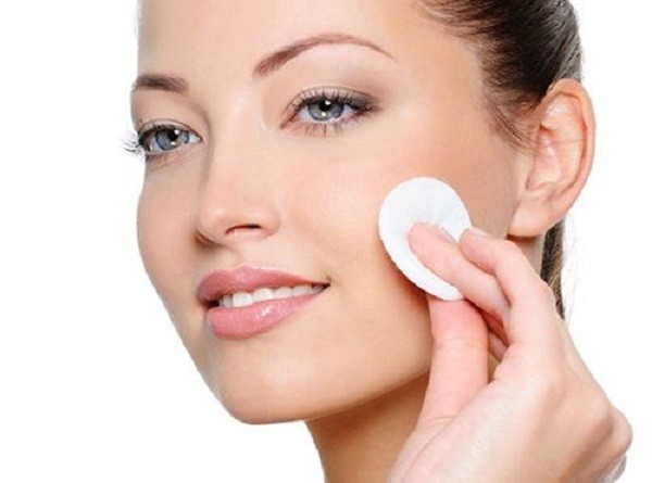 nước hoa hồng se khít lỗ chân lông 3