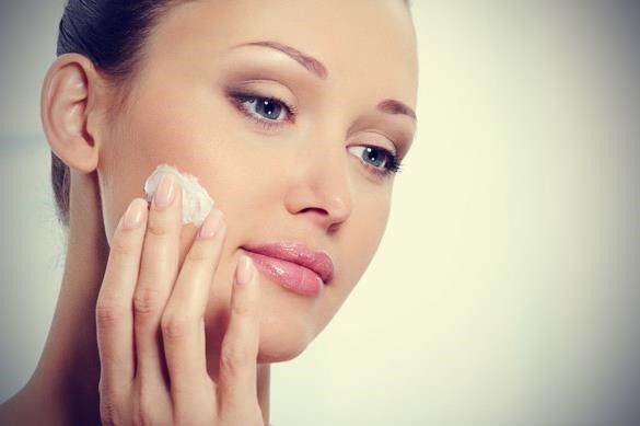 nước hoa hồng tẩy trang 2