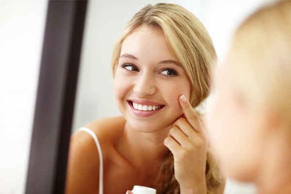 serum dưỡng trắng da mặt 2