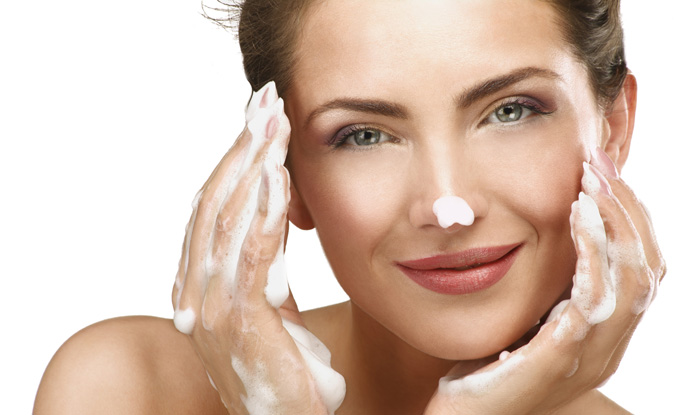 sử dụng nước hoa hồng đúng cách 2