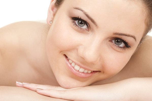 sử dụng nước hoa hồng đúng cách 6