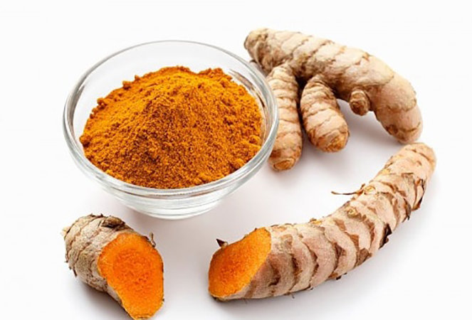 trị nám từ nghệ