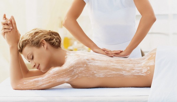 tựu làm hỗn hợp tẩy da chết toàn thân