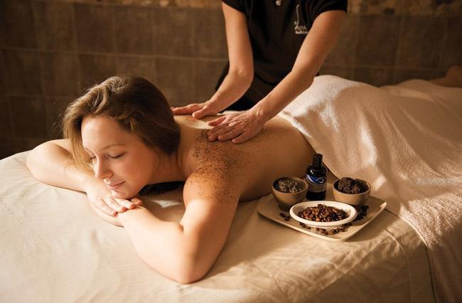 Tẩy da chết cho tay