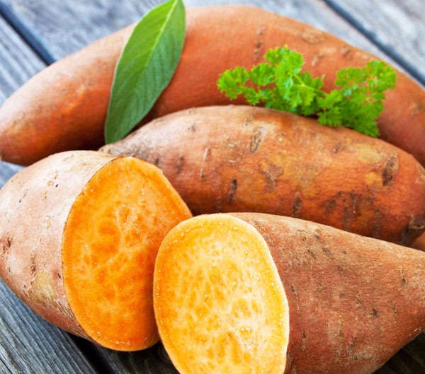 Khoai lang giúp da mềm mại hơn