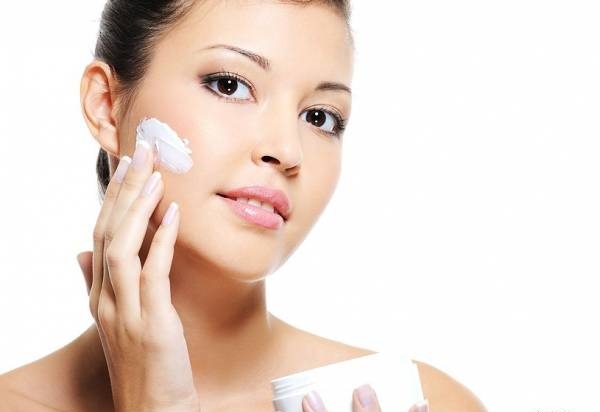 Cách bôi kem chống nắng đúng cách hiệu quả