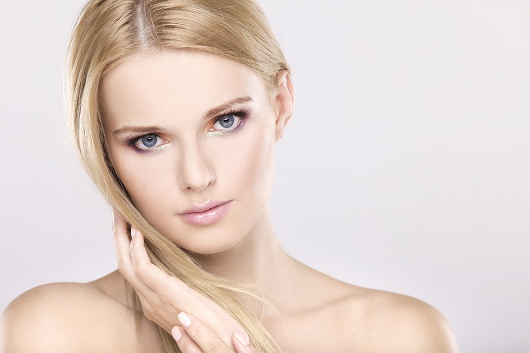 đắp mặt nạ dưỡng da 4