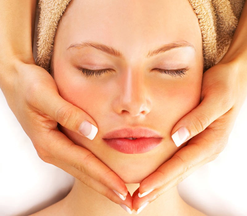 Cách làm kem dưỡng ẩm tại nhà đơn giản nhất