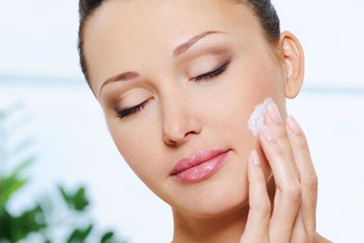 Vì sao chúng ta nên sử dụng kem dưỡng ẩm?