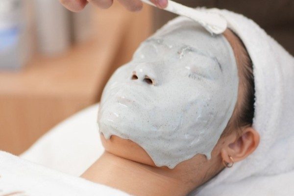 Kiềm dầu, trị mụn sưng viêm với mặt nạ Purifying Peel Off Mask