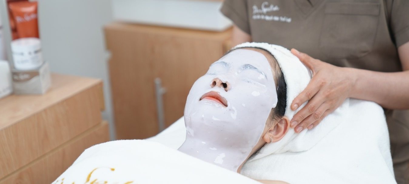 Sử dụng sản phẩm Dr.Spiller là cách trị mụn cho da nhạy cảm hiệu quả