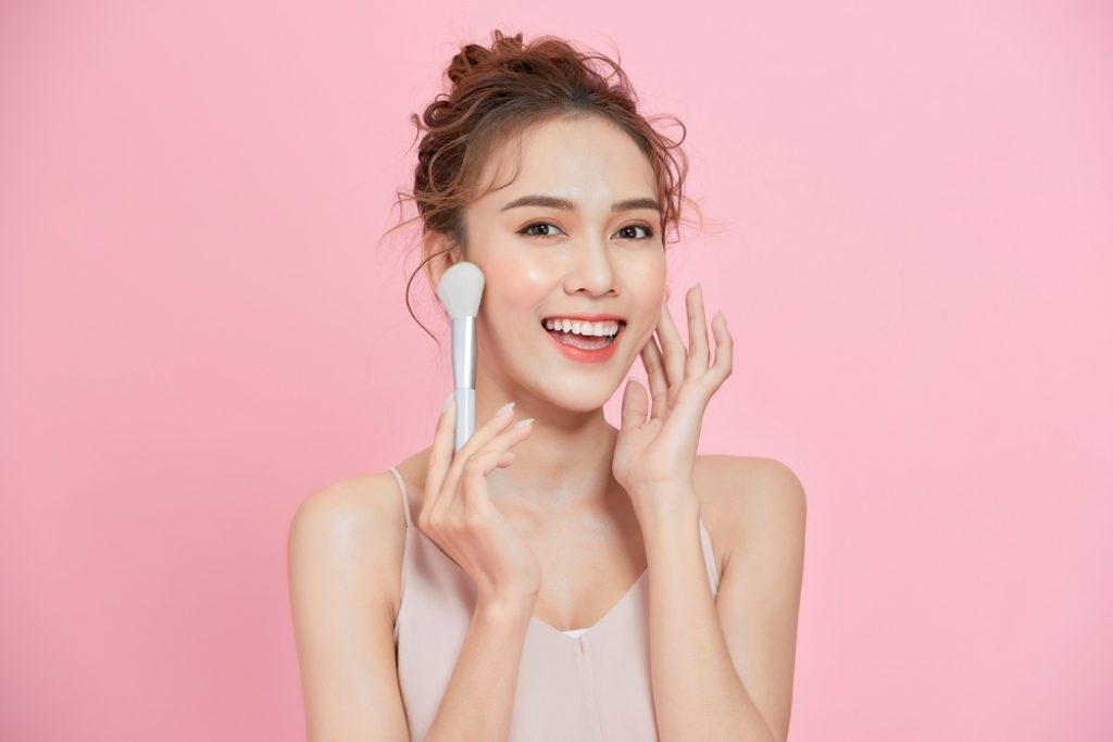 Lưu ý khi thực hiện các bước makeup cơ bản cho da hỗn hợp