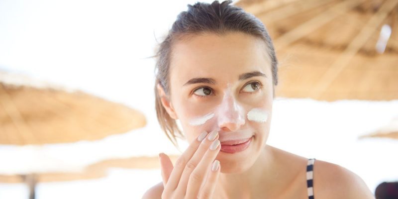 Tại sao nên tìm hiểu các sản phẩm nên tránh khi skincare mùa hè