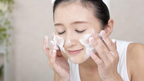 Cách giảm đổ dầu vùng chữ T đơn giản tại nhà