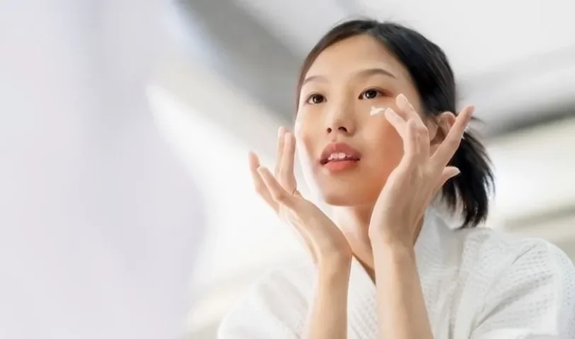 Những sai lầm phổ biến khi chọn cách skincare cho da dầu mụn tuổi dậy thì
