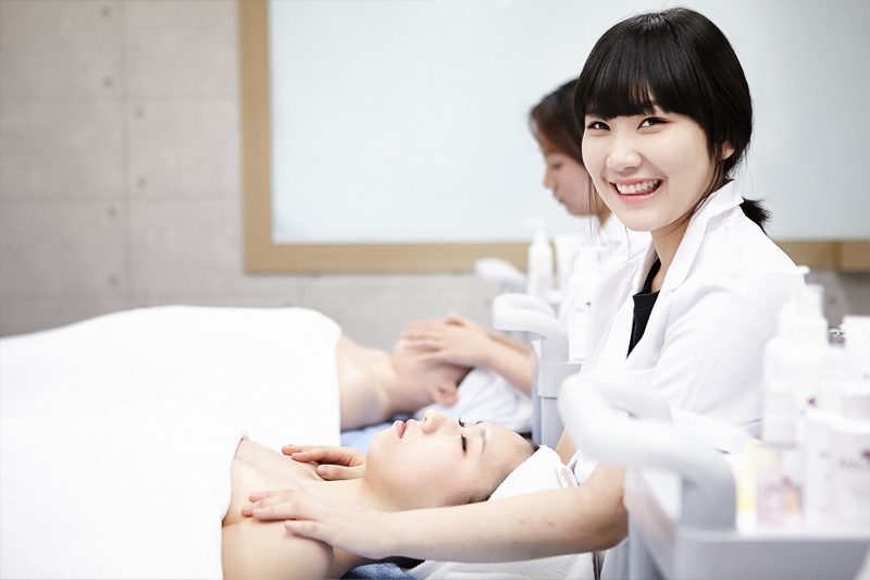 Học nghề spa bao lâu ra nghề phụ thuộc vào nhiều yếu tố khác nhau