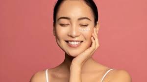 Kem chống nắng kiêm lót trang điểm là gì