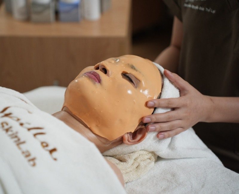 Tham khảo mặt nạ cho da dầu mụn lỗ chân lông to của Dr.Spiller