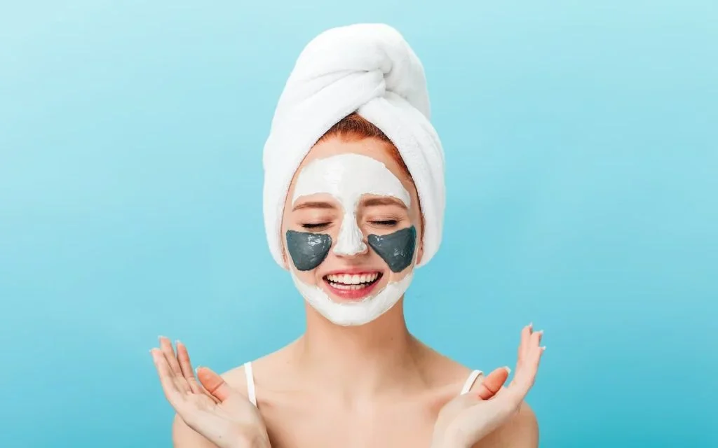 Tại sao nên dùng mặt nạ cho da hỗn hợp bị mụn