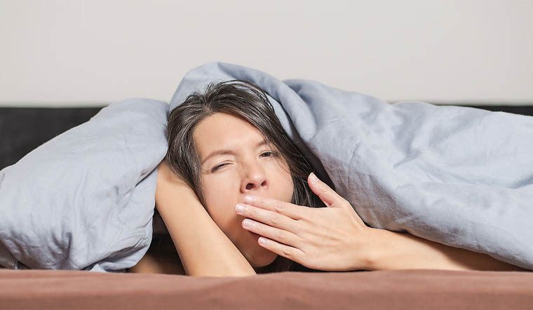 Kết hợp ngủ đúng giờ chống lão hóa và chăm sóc da ban đêm giúp cải thiện da nhanh chóng