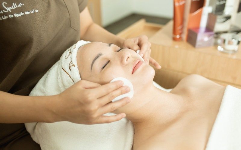 Tiêu chí chọn nước hoa hồng cho da hỗn hợp