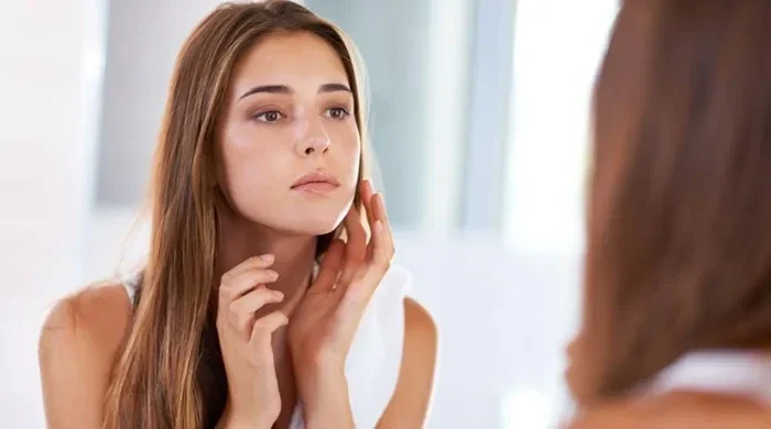 Hiểu rõ nguyên nhân da khô để chọn serum cấp nước cho da khô mùa hè hiệu quả