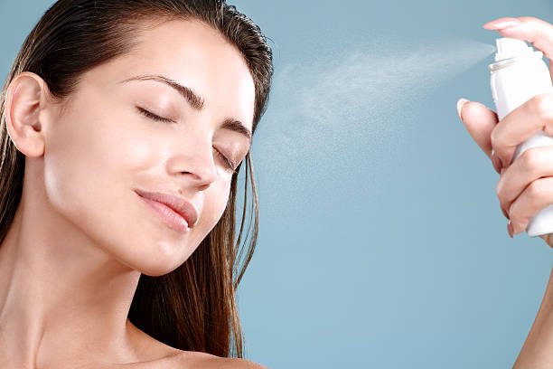 Lưu ý khi dùng setting spray cho da hỗn hợp