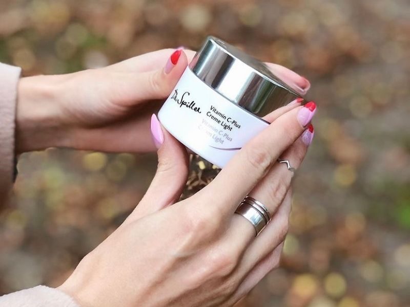 Skincare ban đêm cho da hỗn hợp với sản phẩm Dr.Spiller