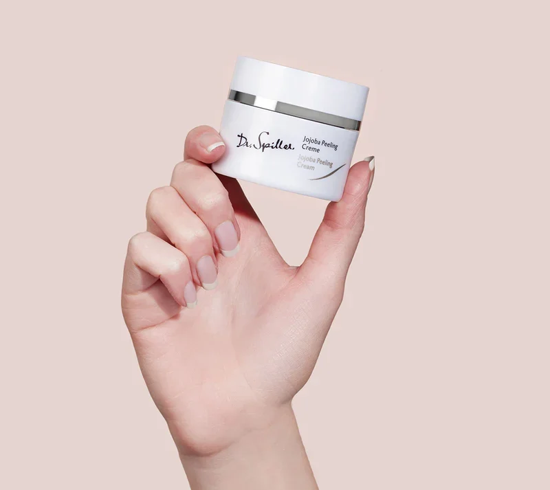 Tẩy tế bào chết thiên nhiên cho da hỗn hợp chiết xuất từ hạt jojoba