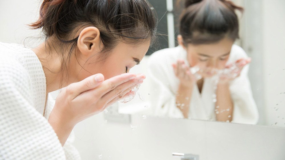 Tẩy trang tự nhiên cho da hỗn hợp với nguyên liệu dễ tìm