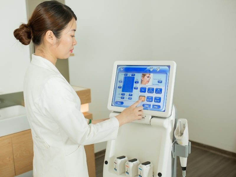 Những điều cần biết về trẻ hóa da bằng RF