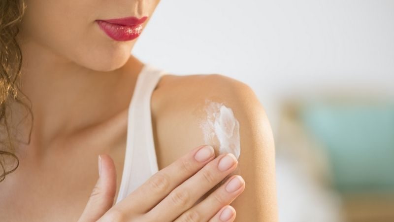 Chọn kem dưỡng da body tuổi 13 sao cho hiệu quả