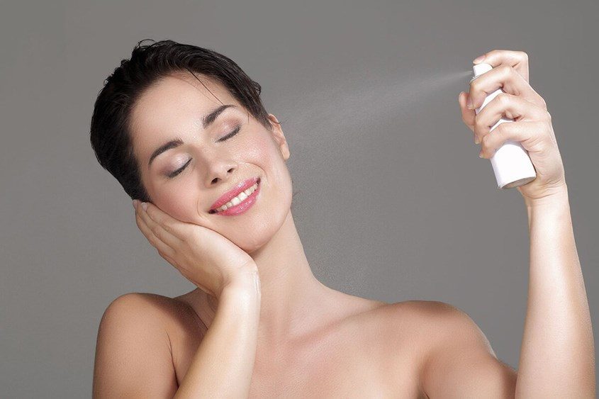 Những lưu ý khi dùng xịt khoáng cho bà bầu