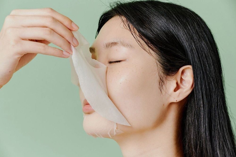 Chọn mặt nạ phù hợp với loại da và tình trạng da hiện tại giúp bạn ngăn ngừa tình trạng đắp mặt nạ thấy rát