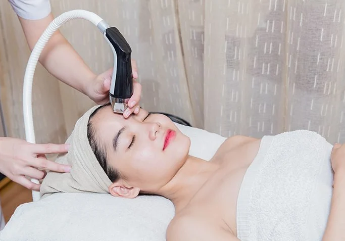 Ứng dụng điện di lạnh trong chăm sóc da