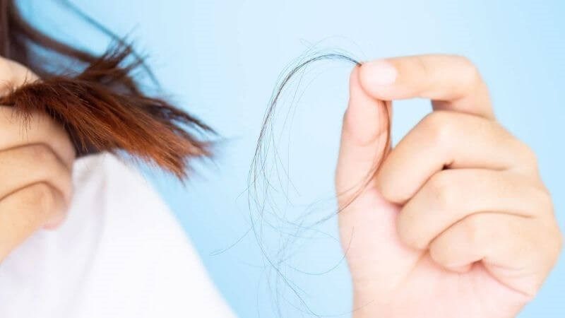 Giải đáp các thắc mắc thường gặp về kỹ thuật sinh thiết da đầu trong quản lý các rối loạn về tóc