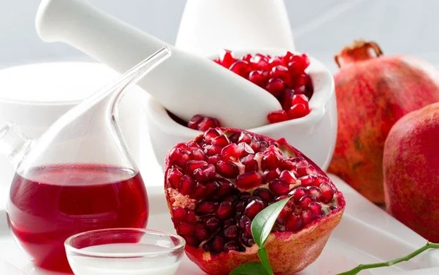 Lưu ý khi sử dụng dầu hạt lựu chăm sóc da