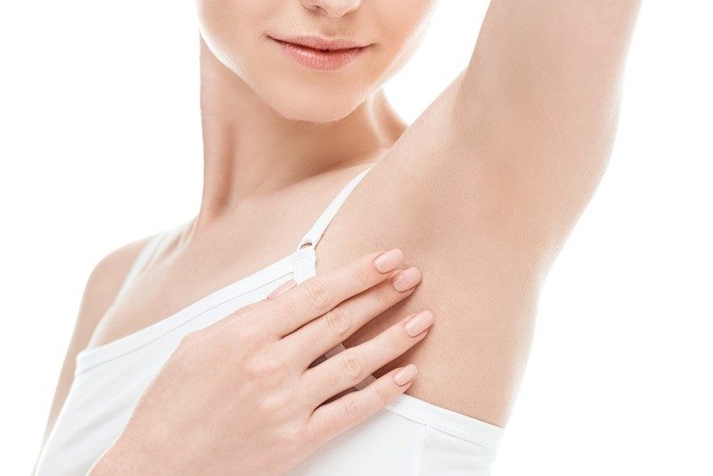 Lưu ý khi áp dụng phương pháp điều trị thâm nách