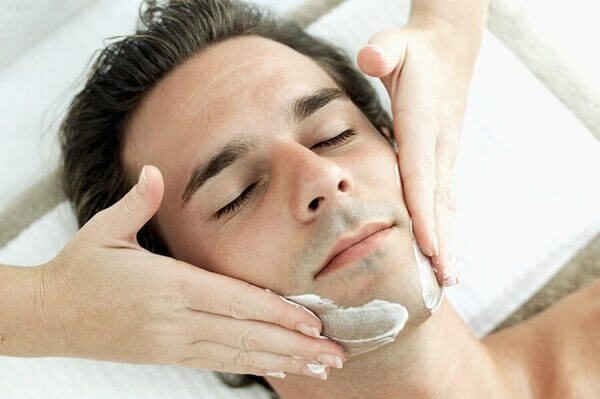 Giải đáp những thắc mắc khi trẻ hóa làn da cho nam