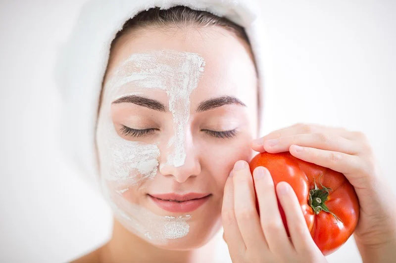 Tại sao nên trị nám bằng mặt nạ cà chua