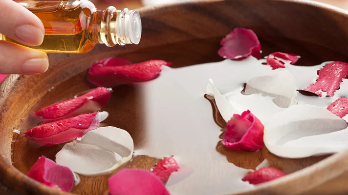 Xông hơi hoa hồng phù hợp với loại da nào