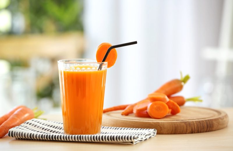 Dưới đây là danh sách các loại đồ uống và dưỡng chất nên bổ sung để hỗ trợ cải thiện tình trạng tàn nhang hiệu quả.