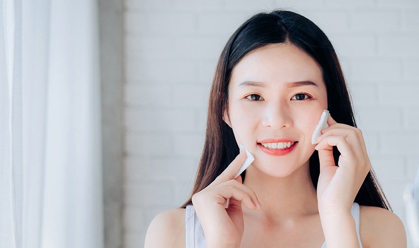 Tầm quan trọng của việc sử dụng nước tẩy trang đúng cách
